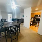Large, Clean, Comfortable, 1Br Near Einstein Hos